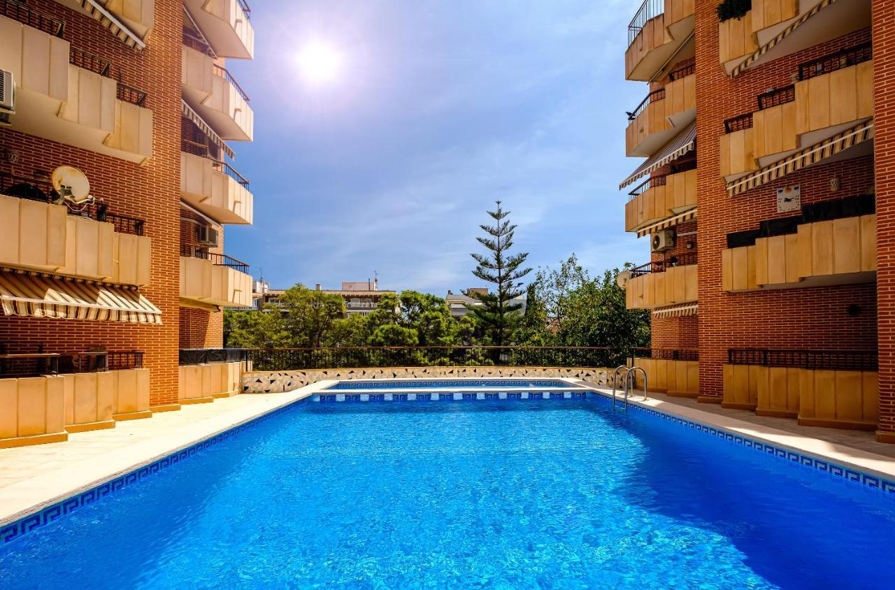 Holiday Royal Suite Concordia تورّيفيِخا المظهر الخارجي الصورة